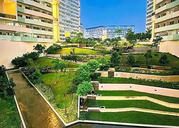 Acellyne's At The Residences At Commonwealth By Century ホテル マニラ市